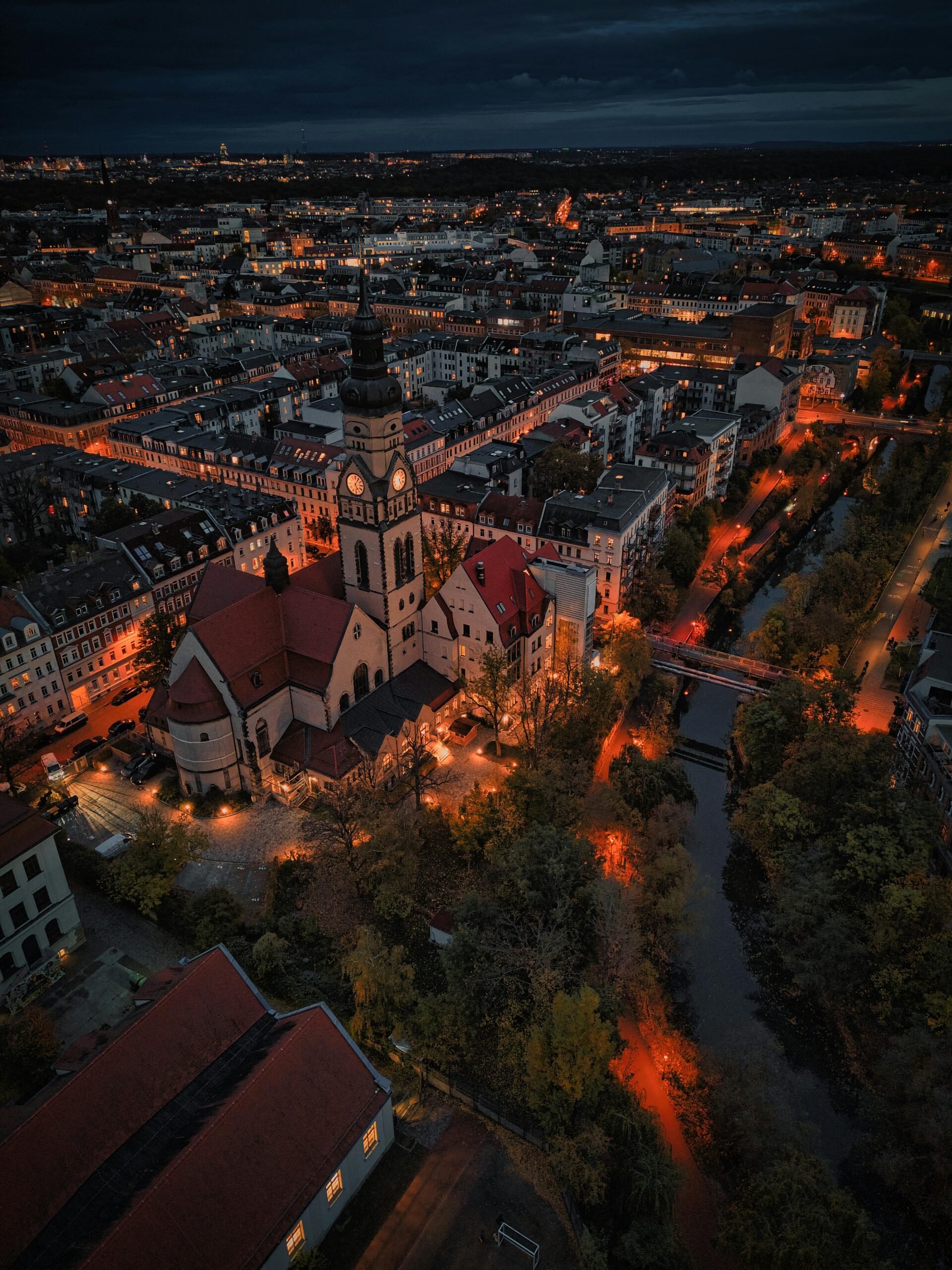 pexels-martin-wischeropp-746841803-20011485 Bild von Leipzig